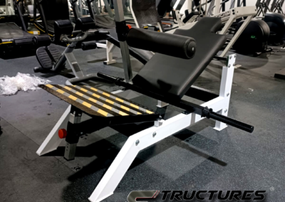 Máquinas de Gym- HIP THRUST HAMMER